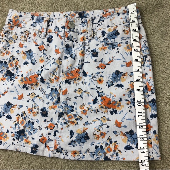 GAP Floral Jean Skirt - Picture 8 of 8